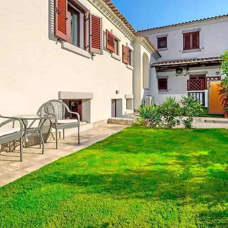 Holiday home Vela Bianca One
